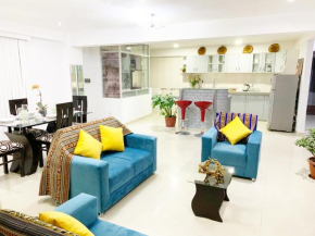 Luxury & Stylish 4 mins from the Airport